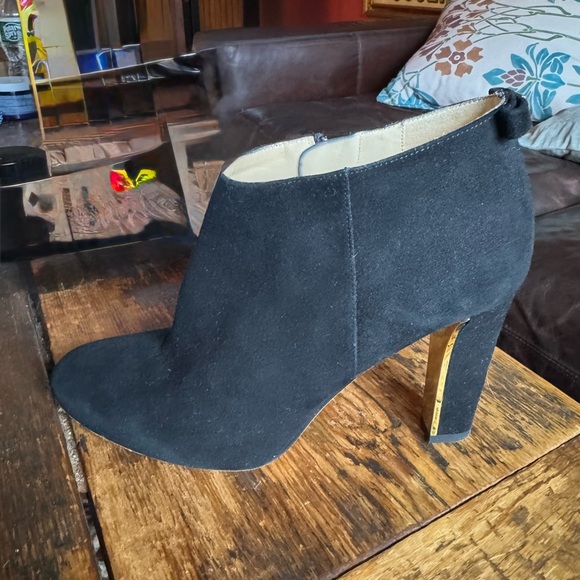 Kate spade high-Heeled Ankle Boots with gold inner heel - Picture 2 of 5